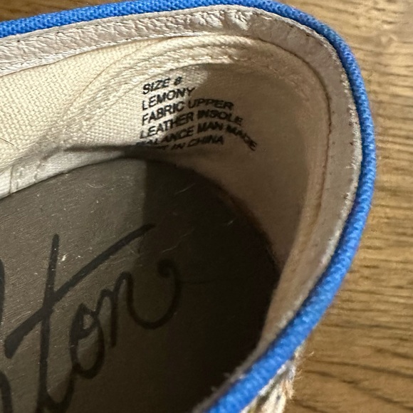 NWOT beautiful Brighton spring/summer slip-ons size 8 - Picture 5 of 5